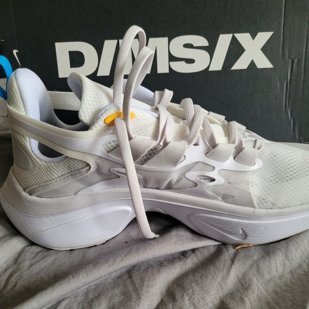 Nike signal D/Ms/X